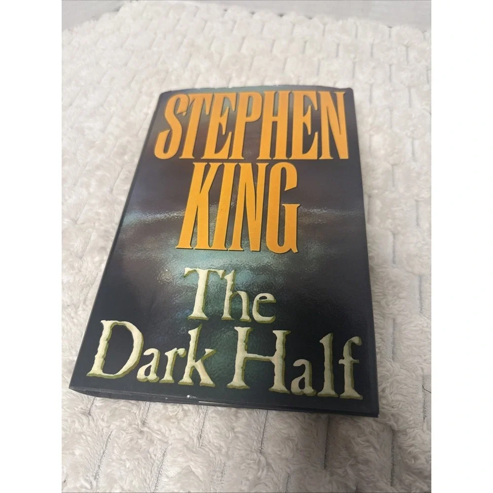 Stephen King-The Dark Half Hardcover Book 1989  First Edition First Printing DJ